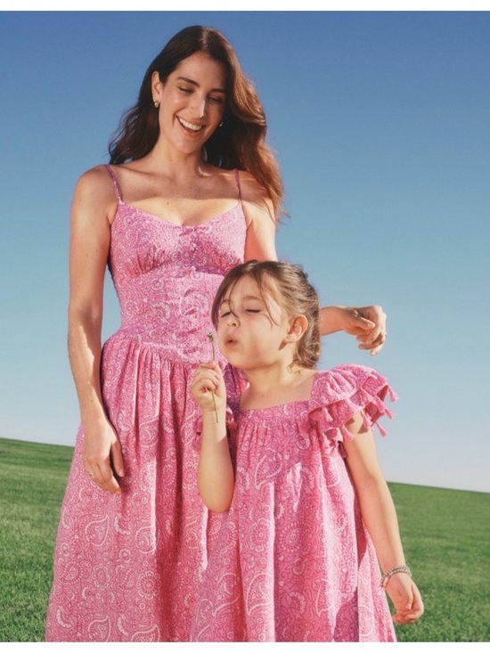 Roller Rabbit x Target Pink Paisley Floral
Drop Waist Midi A-Line Dress - Picture 4 of 5